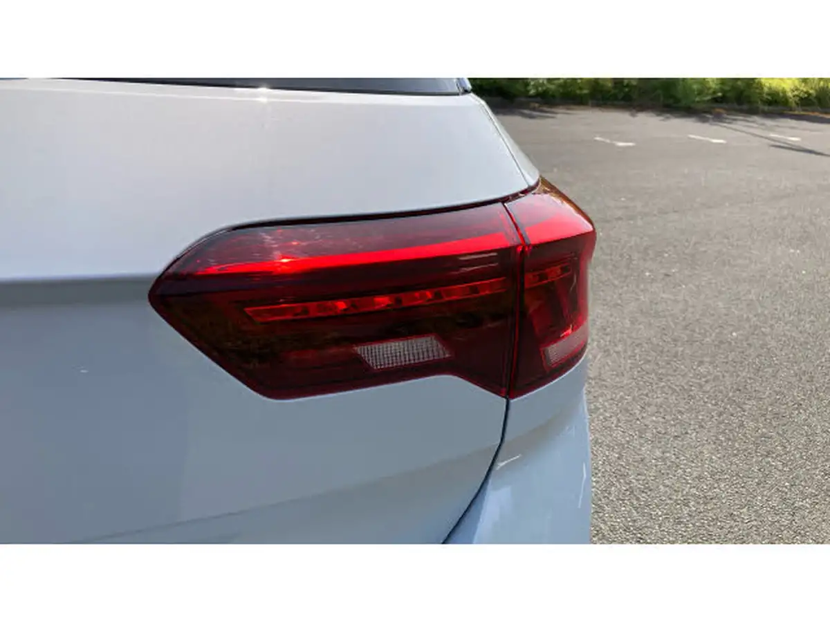 2021-volkswagen-t-roc-15-tsi-sel-dsg-big-20