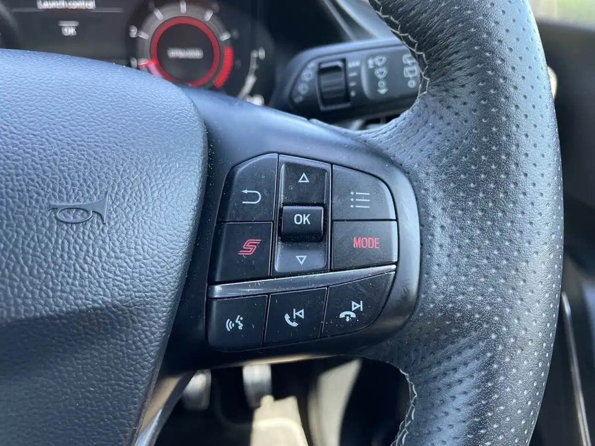 2021-ford-puma-suv-15-st-big-30