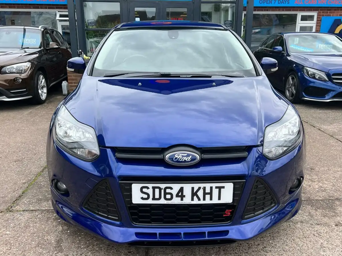 2014-ford-focus-16tdci-zetec-s-hatchback-big-6