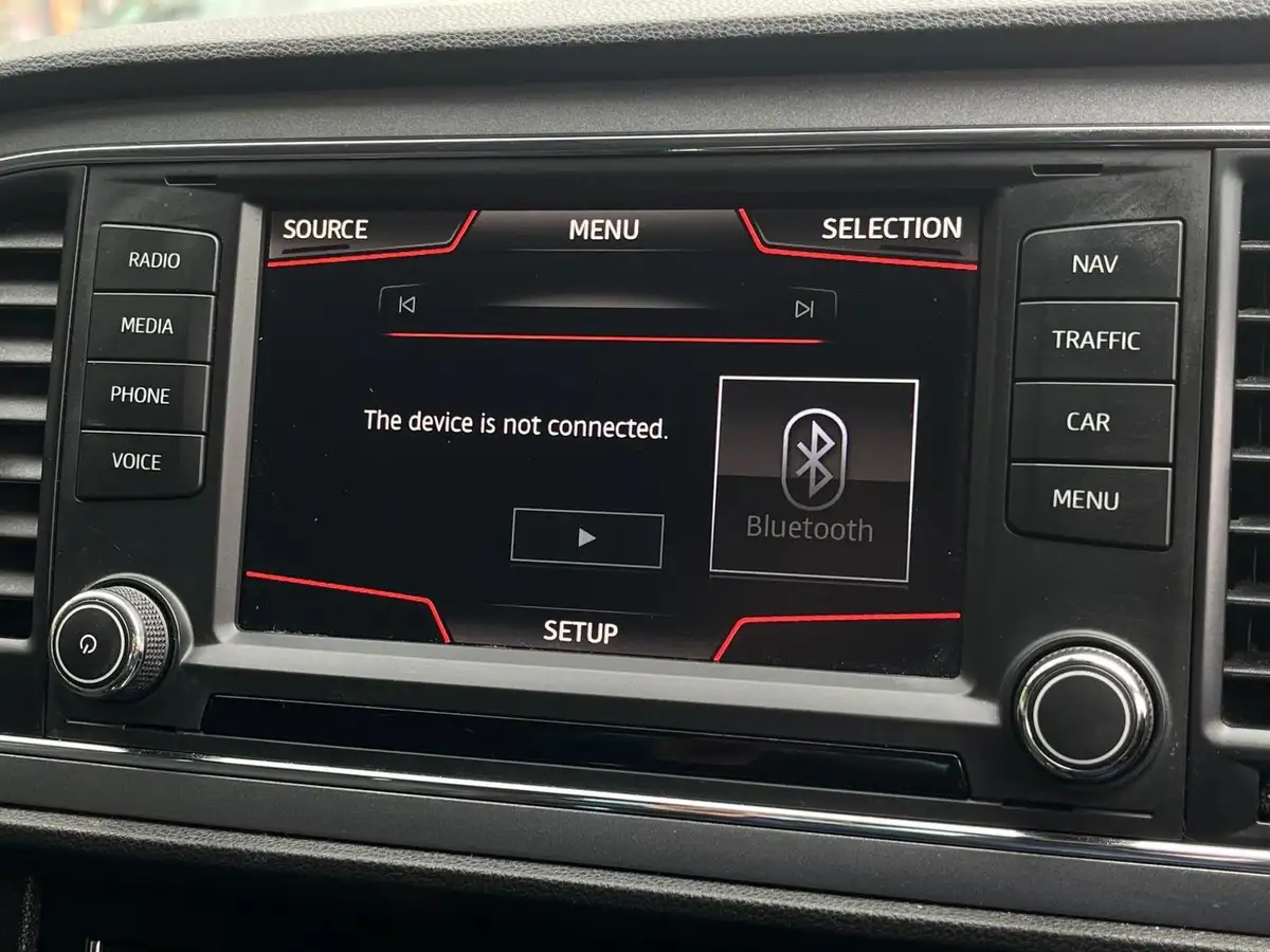 2015-seat-leon-20tdi-fr-tech-pack-184ps-hatchback-5d-big-17