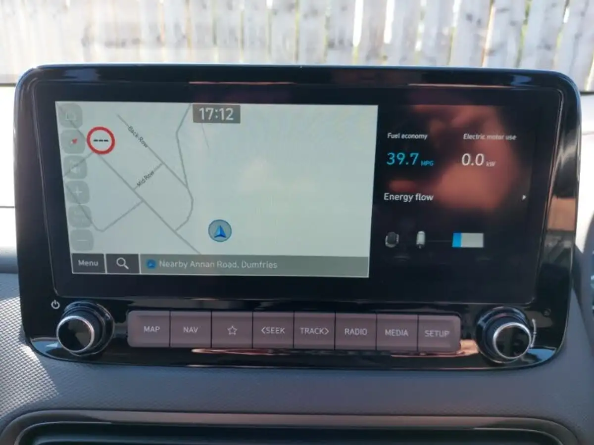 2022-hyundai-kona-16-gdi-premium-big-10