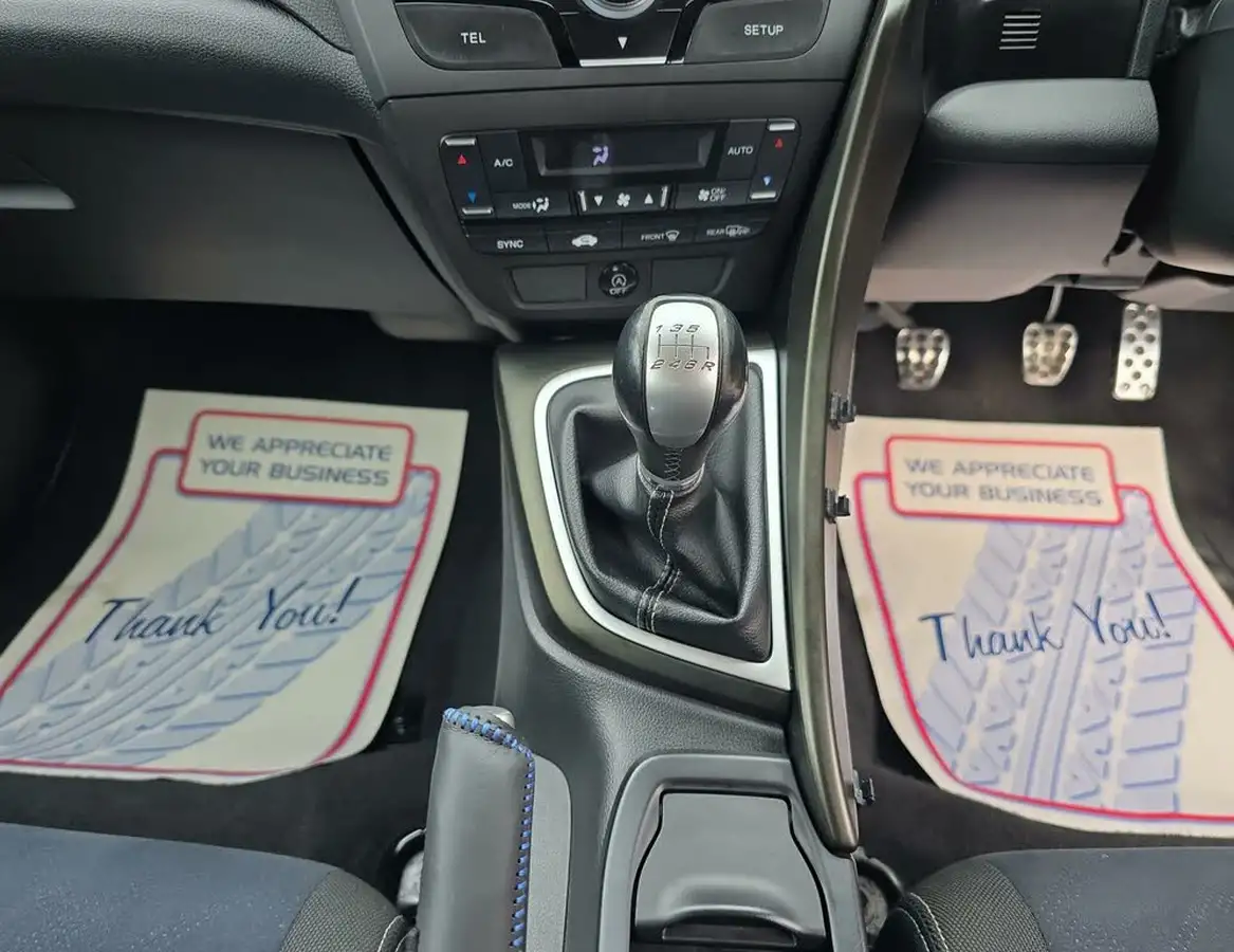 2014-honda-civic-16td-se-plus-hatchback-big-20