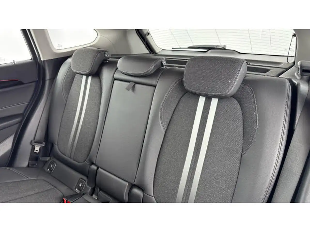2021-bmw-x1-20-xdrive20i-sport-big-11