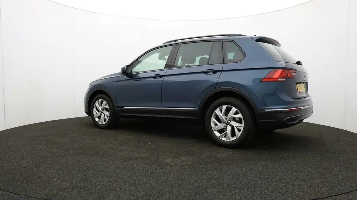 2022-volkswagen-tiguan-15-tsi-life-150ps-big-73
