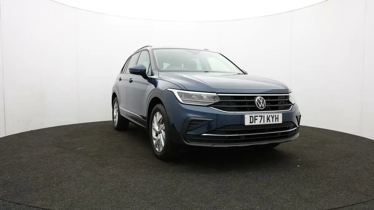 2022-volkswagen-tiguan-15-tsi-life-150ps-big-49