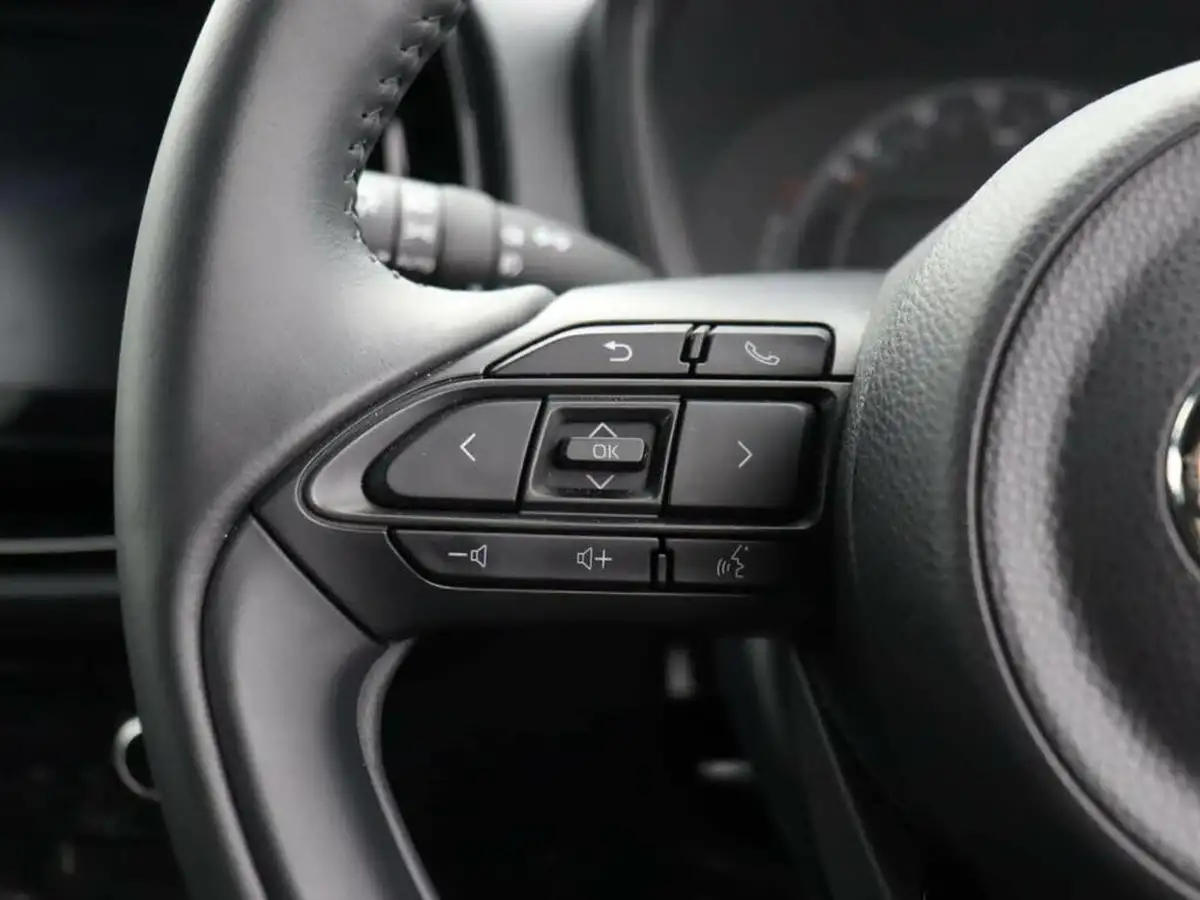 2023-toyota-aygo-x-10-vvt-i-edge-big-24