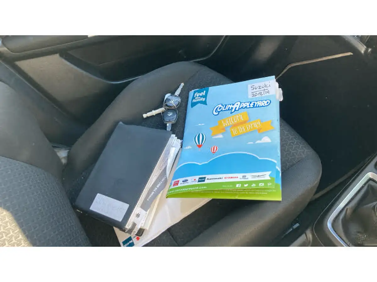2018-suzuki-swift-10-boosterjet-sz-t-111ps-big-18