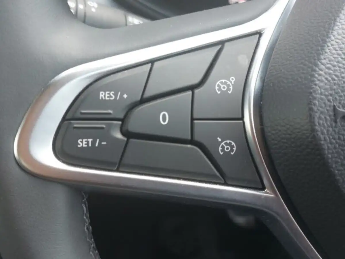 2024-renault-clio-16-evolution-big-12