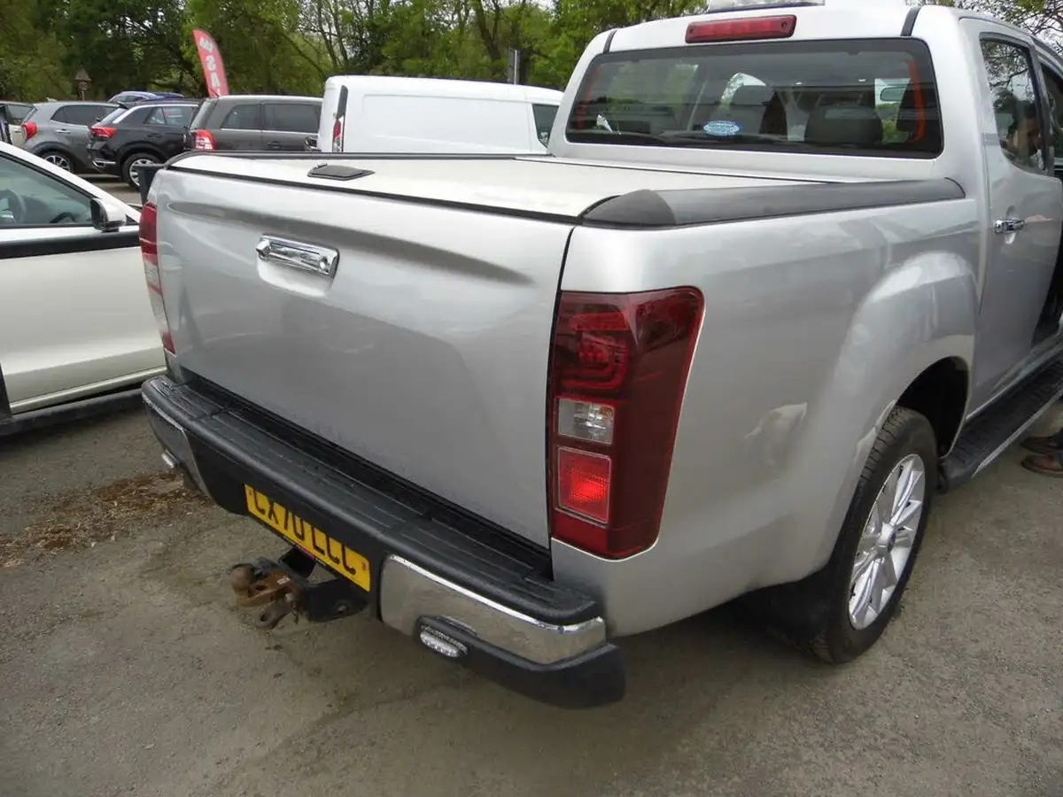 2020-isuzu-d-max-19td-yukon-nav-double-pickup-big-6