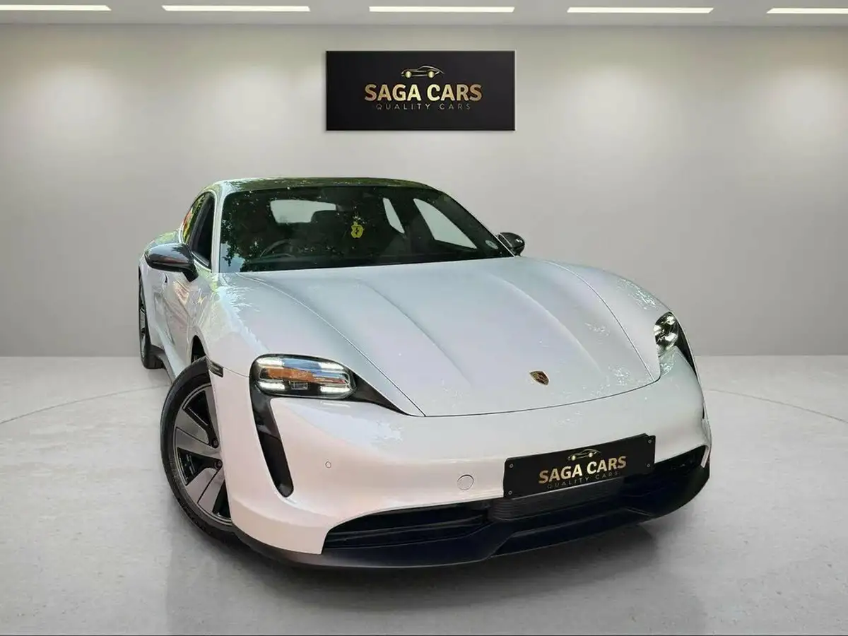 2020-porsche-taycan-e-4s-571ps-performance-battery-plus-big-0