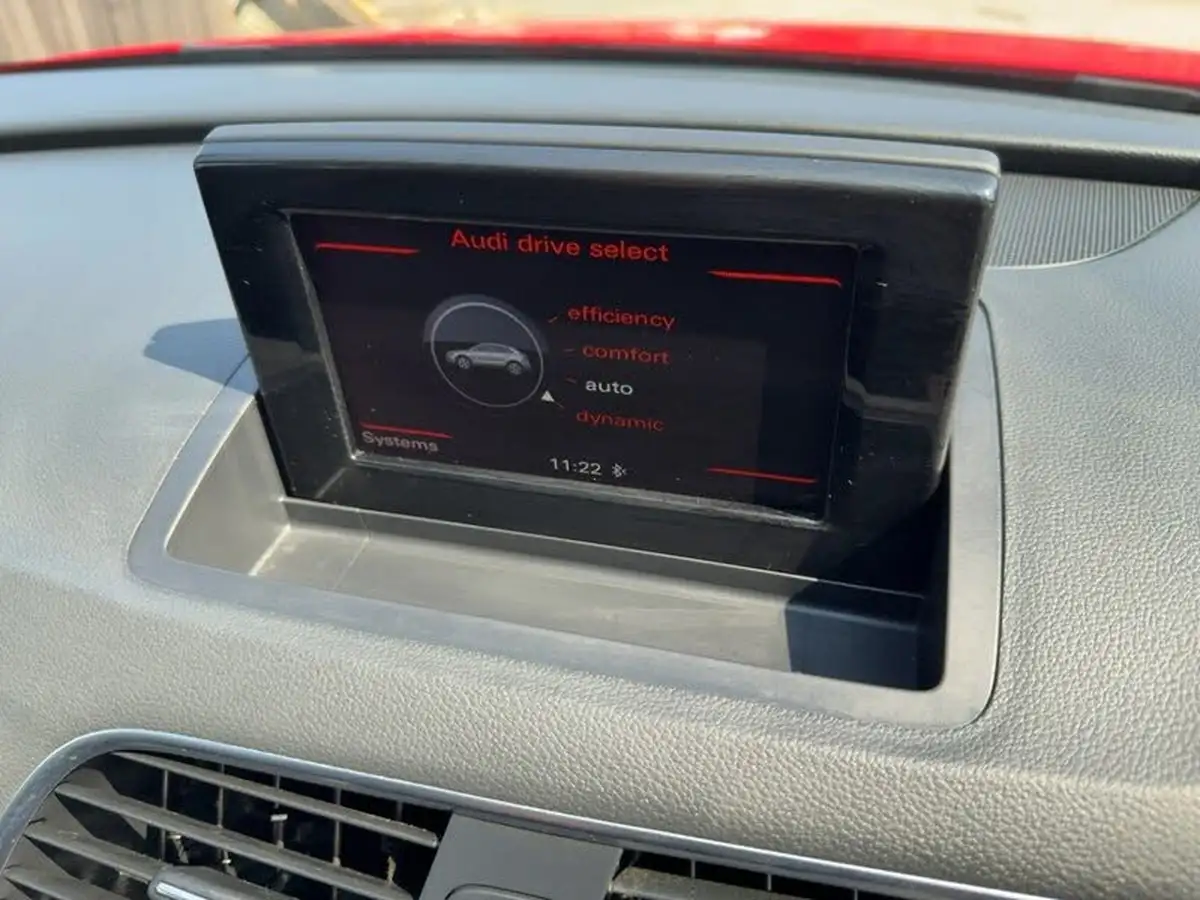 2015-audi-q3-14-s-line-cod-ss-tronic-big-8