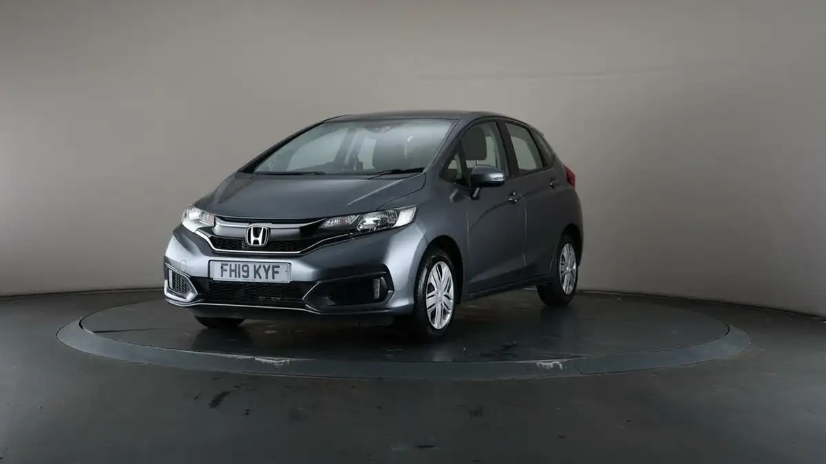 2019-honda-jazz-13-i-vtec-s-big-40