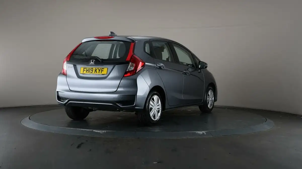 2019-honda-jazz-13-i-vtec-s-big-64