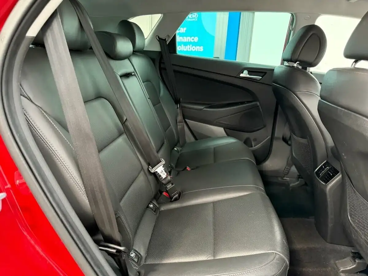 2017-hyundai-tucson-17crdi-blue-drive-premium-141ps-dct-big-32
