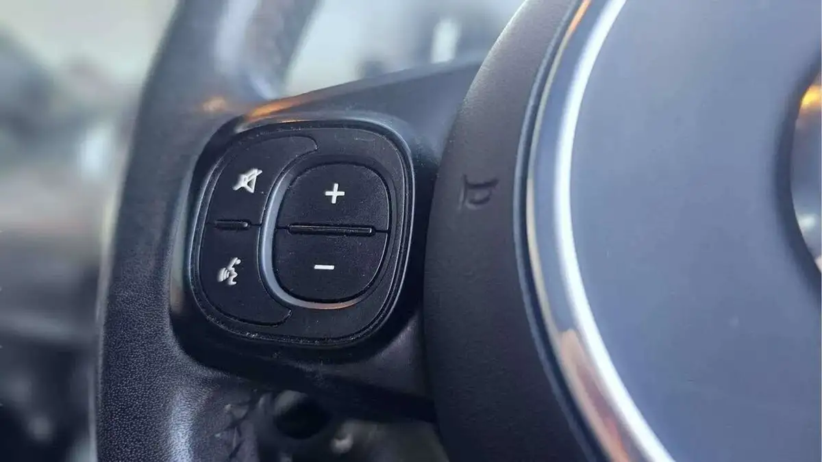 2018-fiat-500-12-s-big-28
