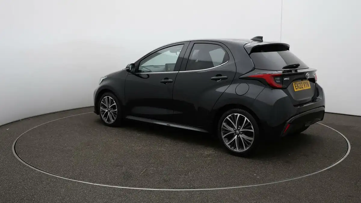 2022-toyota-yaris-15-vvt-i-excel-big-61