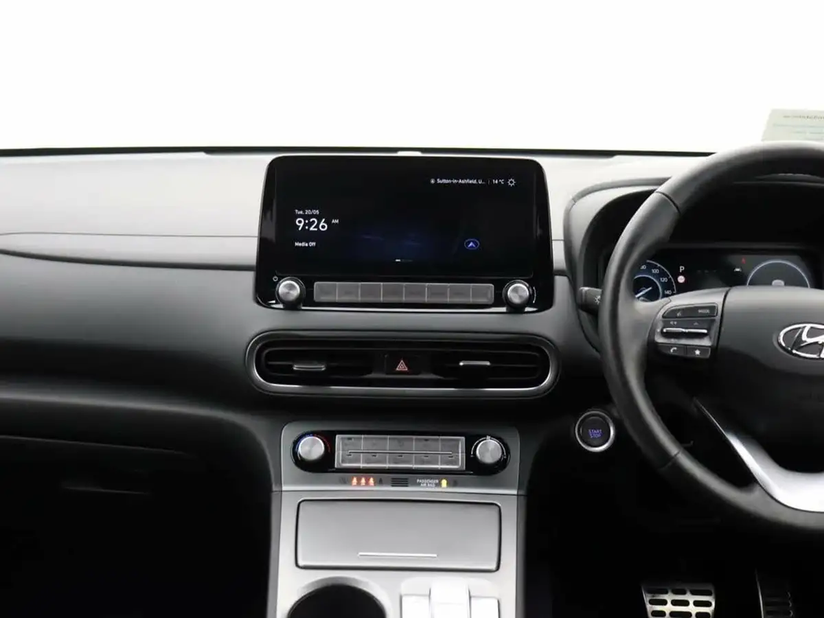 2022-hyundai-kona-e-premium-204ps-64kwh-7kw-obc-big-8