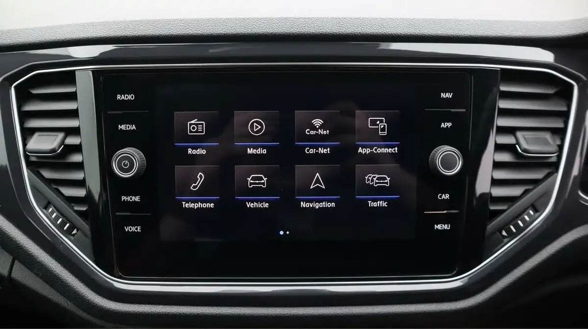 2019-volkswagen-t-roc-15-tsi-r-line-dsg-big-11
