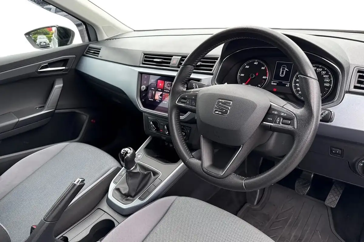 2019-seat-arona-16tdi-se-technology-lux-115ps-ss-big-13