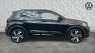2022-volkswagen-t-cross-15-tsi-r-line-small-3