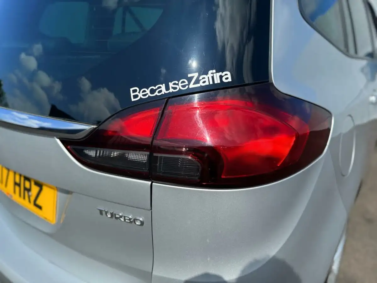 2017-vauxhall-zafira-tourer-14i-16v-turbo-sri-nav-leather-pk-big-39
