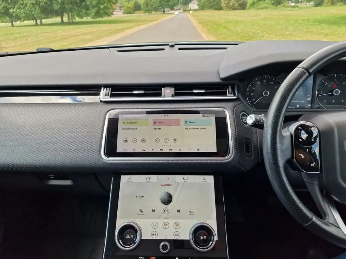 2018-land-rover-range-rover-velar-20-d240-s-ss-big-11