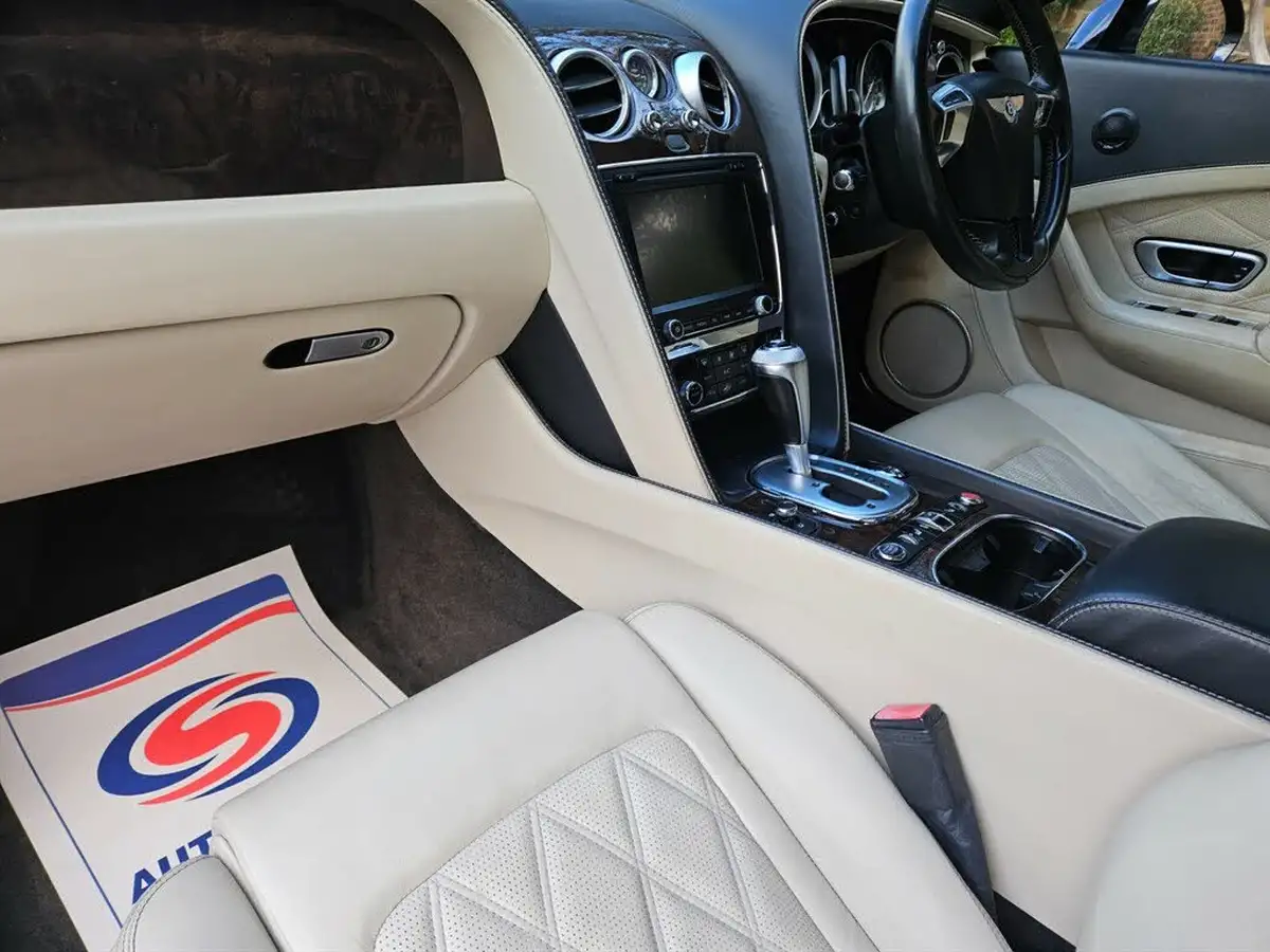 2013-bentley-continental-40-gtc-v8-big-14