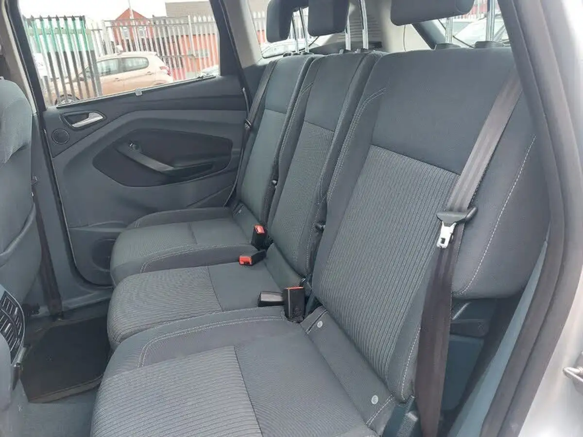 2012-ford-c-max-20td-titanium-140ps-big-13