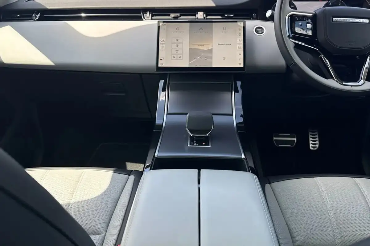2024-land-rover-range-rover-evoque-20-d200-dynamic-hse-big-13