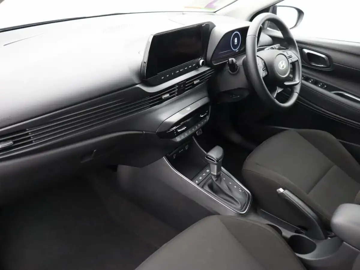 2024-hyundai-bayon-10-t-gdi-premium-100ps-7dct-big-18