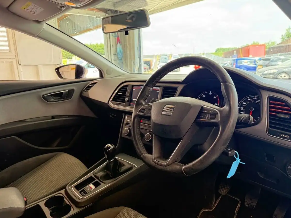 2019-seat-leon-16tdi-se-dynamic-hatchback-big-26