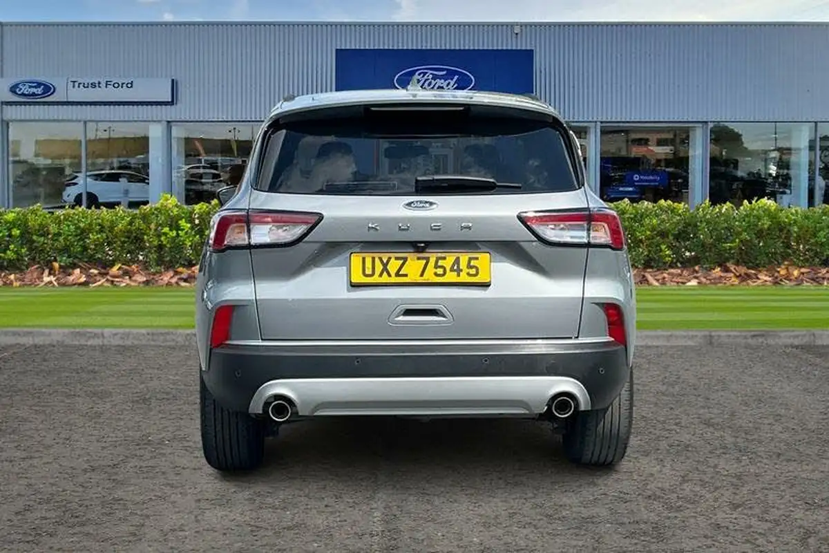 2022-ford-kuga-big-6