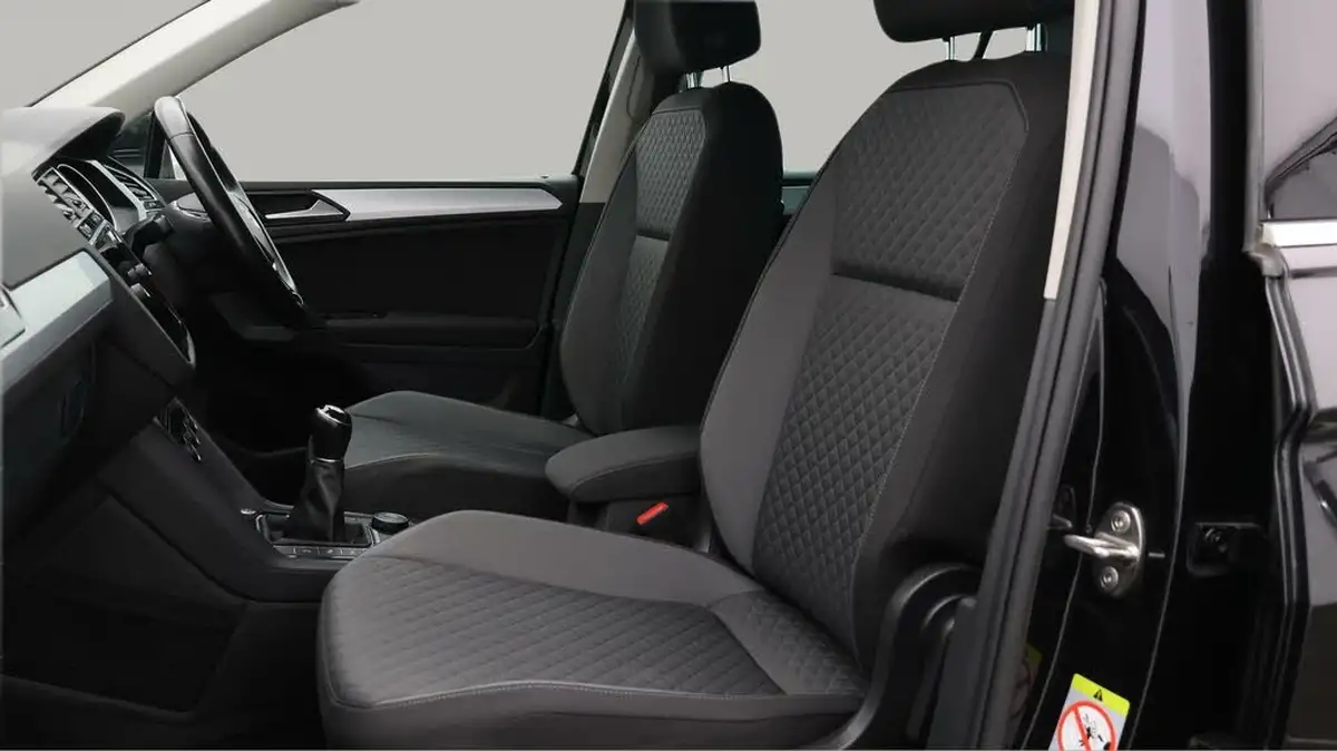 2019-volkswagen-tiguan-20tdi-r-line-tech-150ps-4motion-dsg-big-52