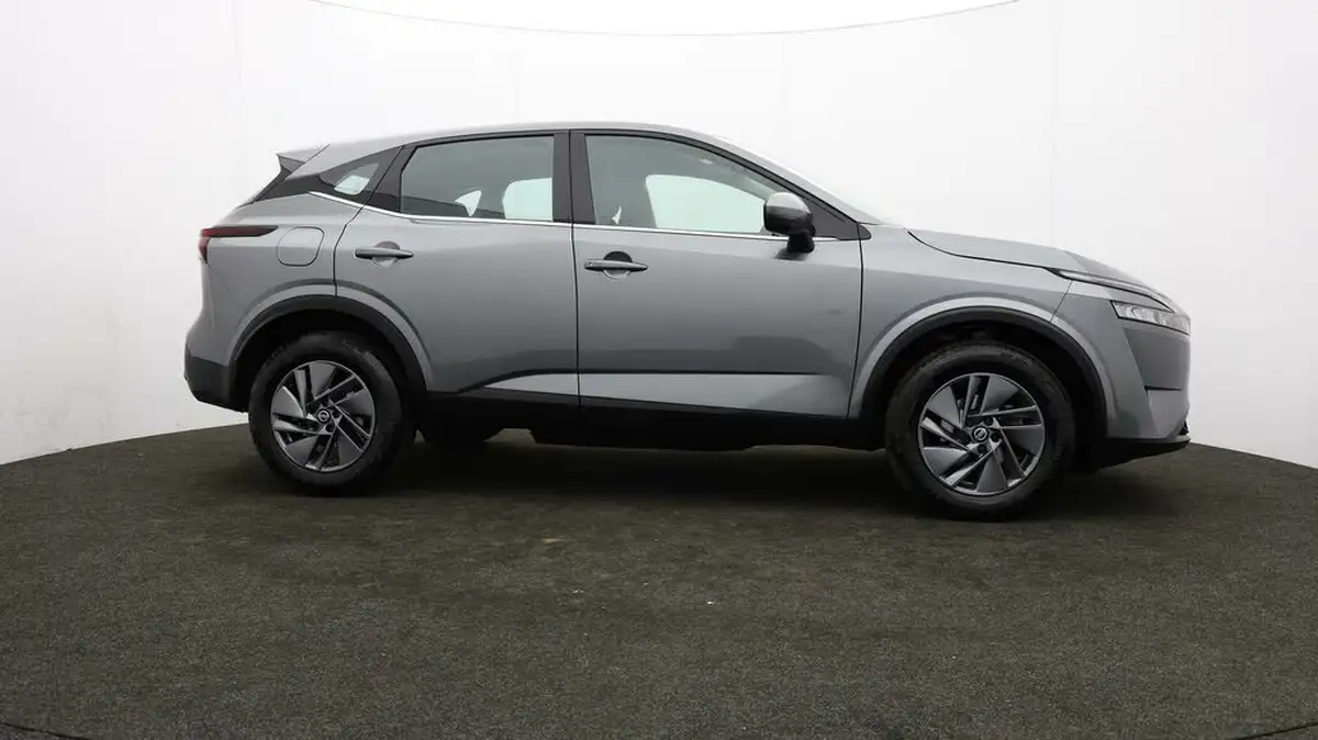 2022-nissan-qashqai-13-dig-t-acenta-premium-140ps-big-40