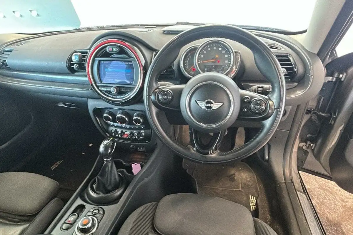 2018-mini-clubman-15-cooper-ss-auto-big-18