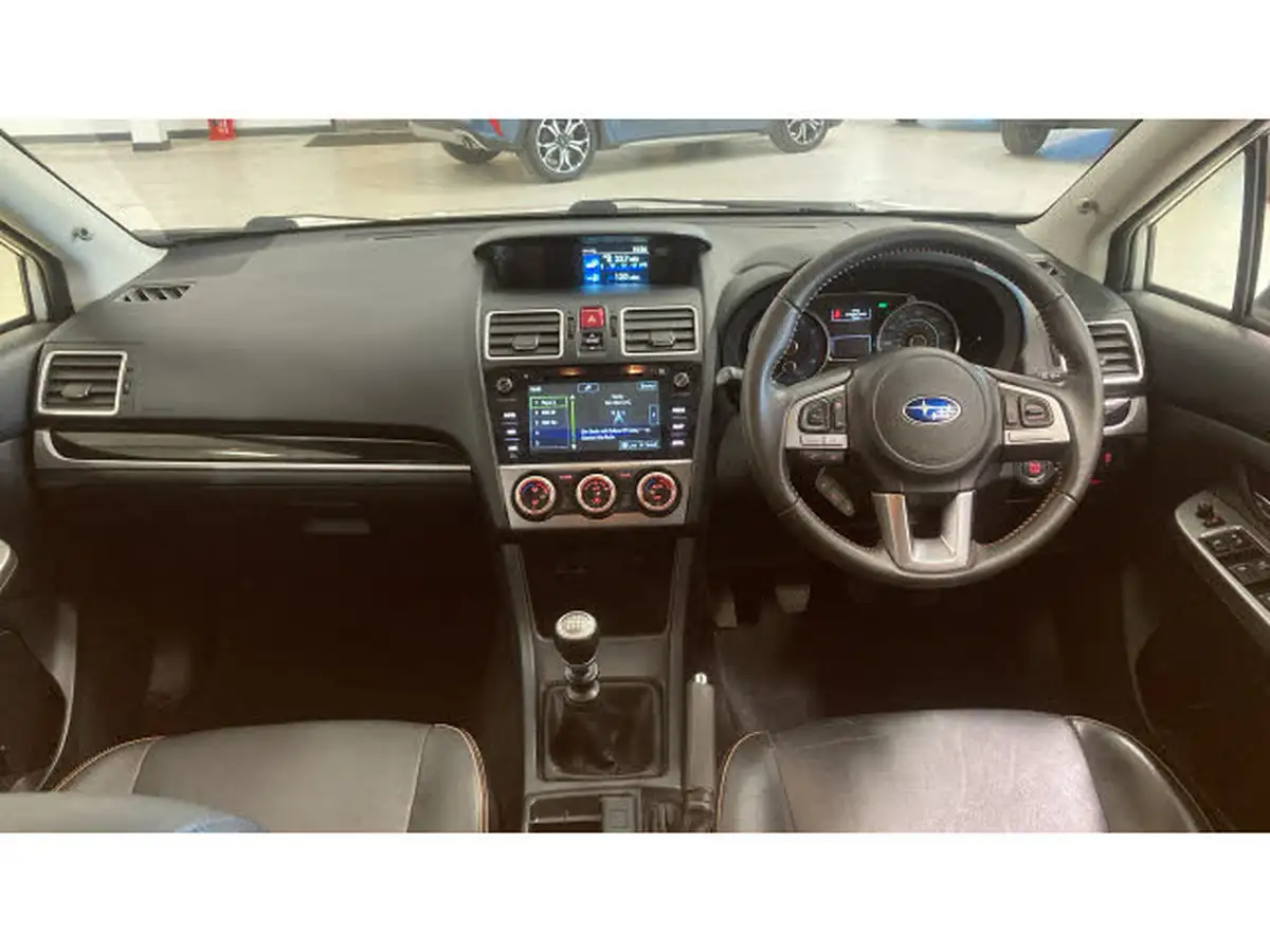 2016-subaru-xv-20i-se-premium-big-9