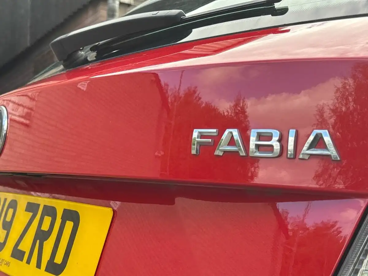 2019-skoda-fabia-10-mpi-s-ss-hatchback-big-51