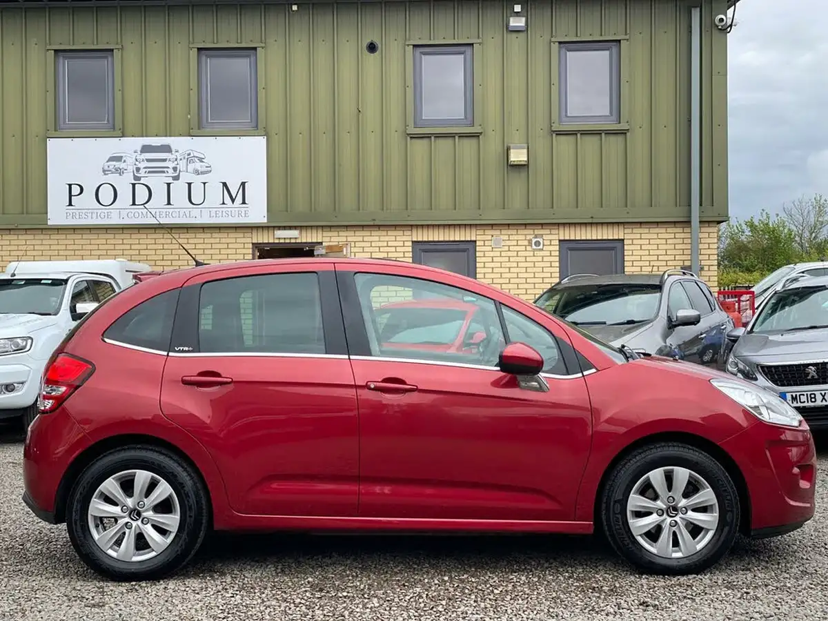 2010-citroen-c3-14td-vtr-big-18