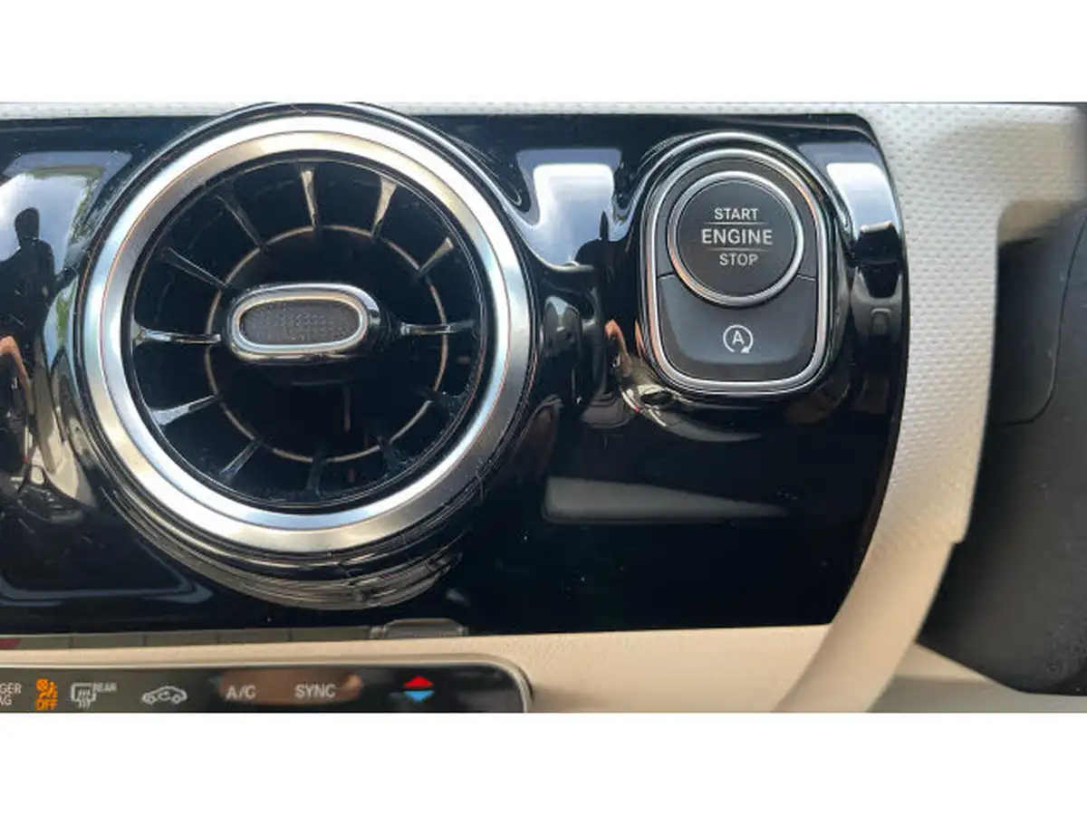 2021-mercedes-benz-a-class-13-a180-sport-executive-edition-hatchback-5d-7g-dct-big-39