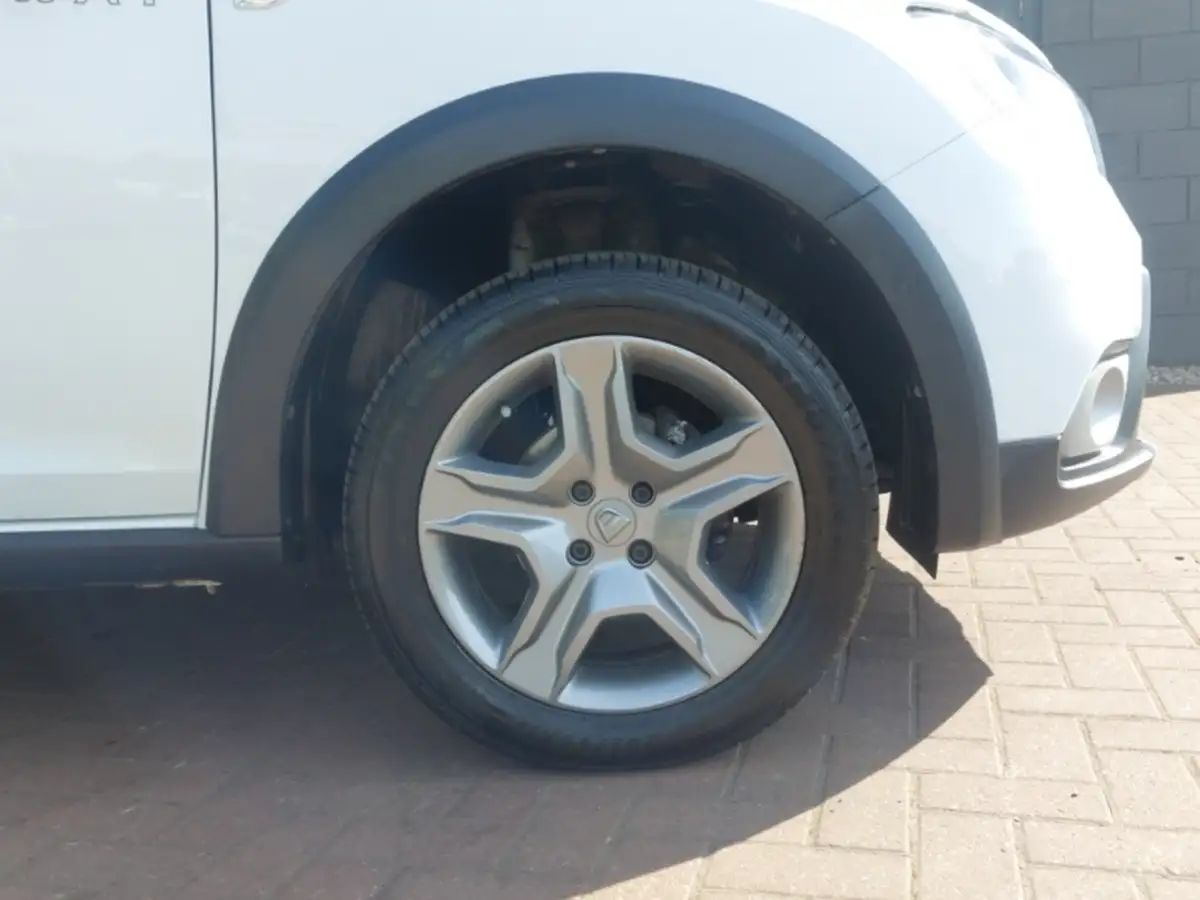 2019-dacia-sandero-stepway-09-tce-essential-big-13