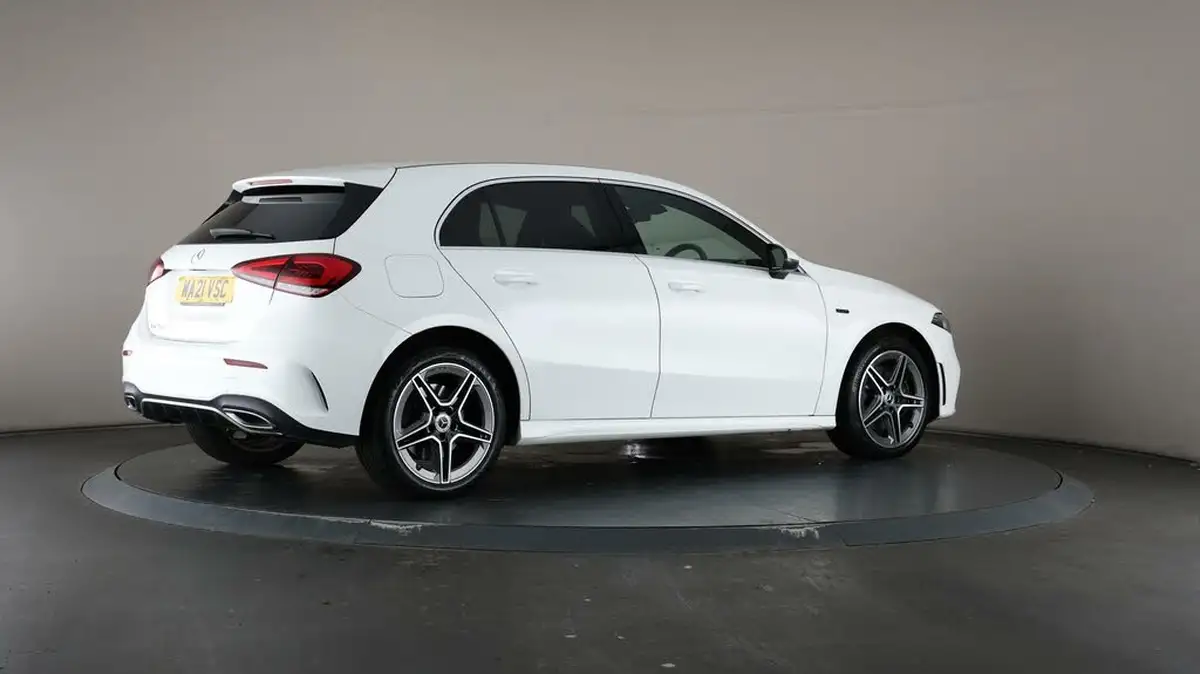 2021-mercedes-benz-a-class-13-a250e-amg-line-hatchback-5d-big-62