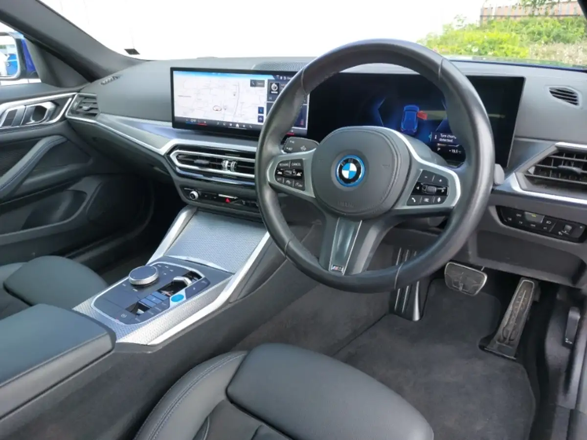2024-bmw-i4-e-edrive35-m-sport-big-5