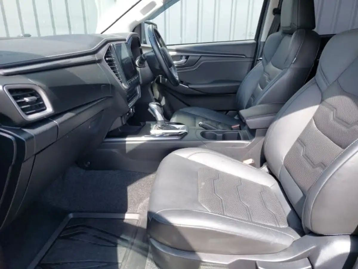 2023-isuzu-d-max-19td-dl40-auto-big-4
