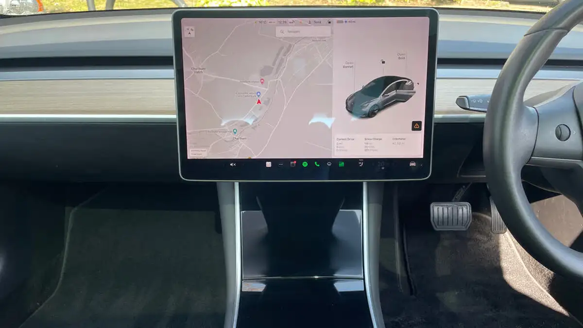 2019-tesla-model-3-e-long-range-4x4-big-11