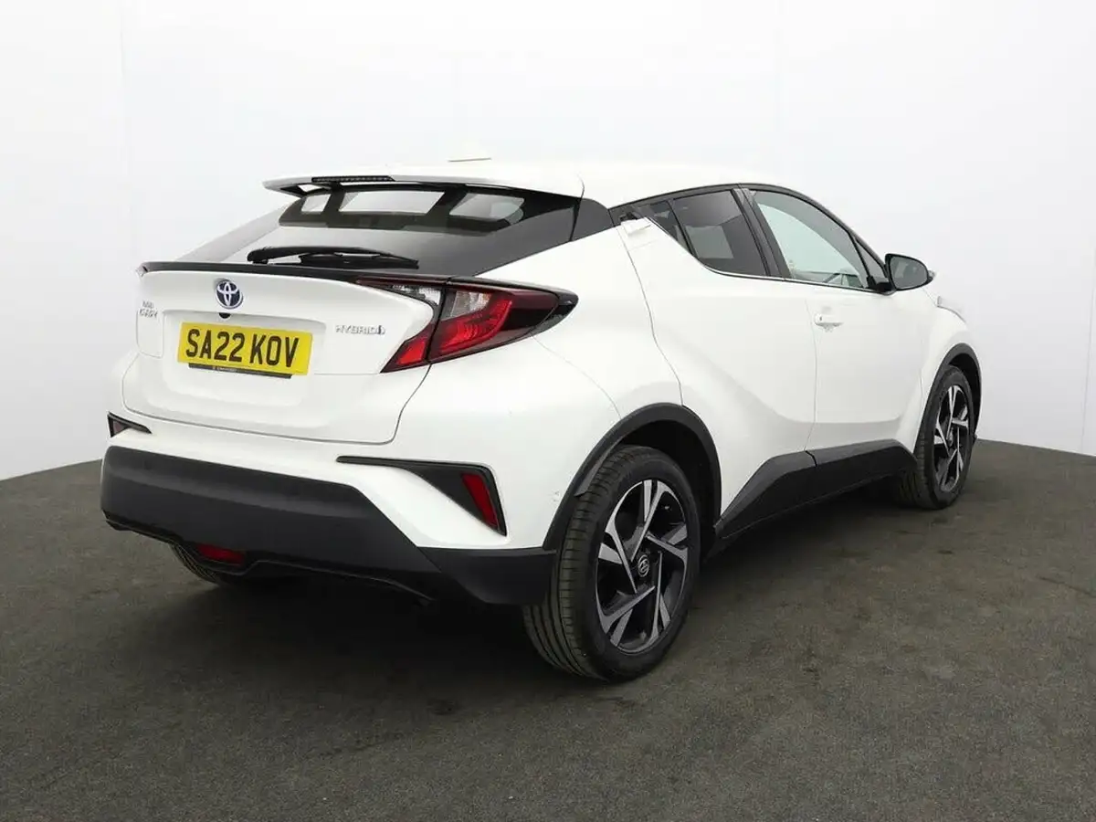 2022-toyota-c-hr-18-vvt-i-design-big-9