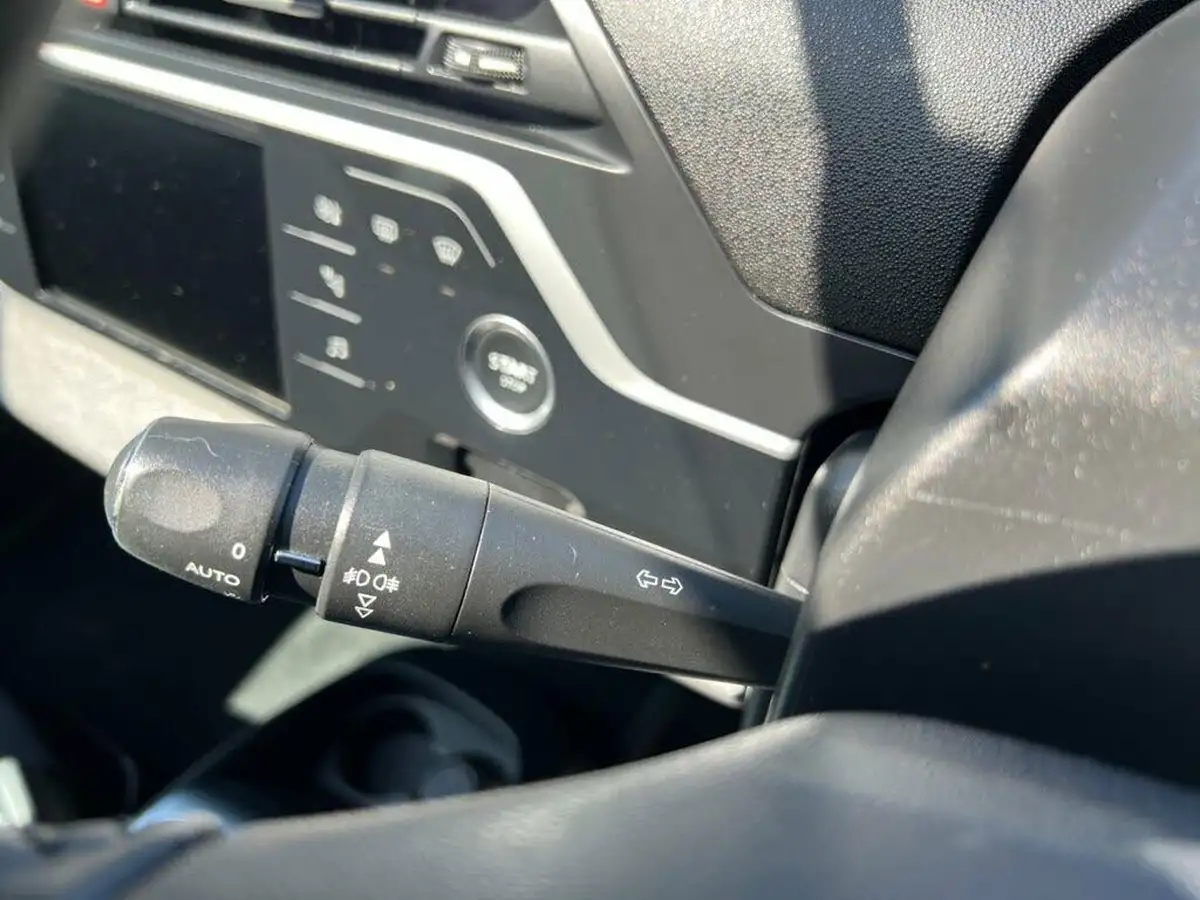 2018-citroen-grand-c4-spacetourer-12-puretech-feel-big-20