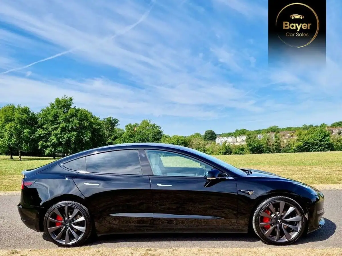2019-tesla-model-3-e-4x4-performance-pack-big-2