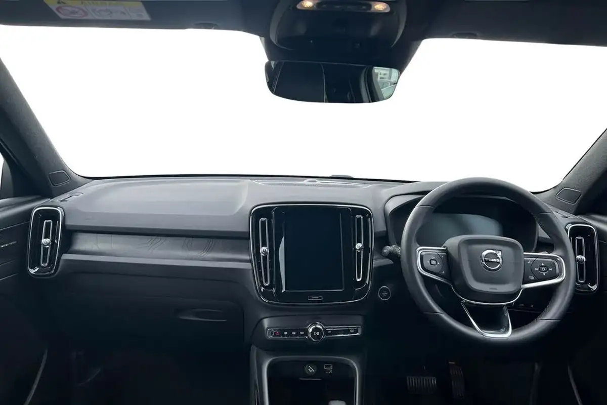 2023-volvo-xc40-15-t5-ultimate-dark-big-5