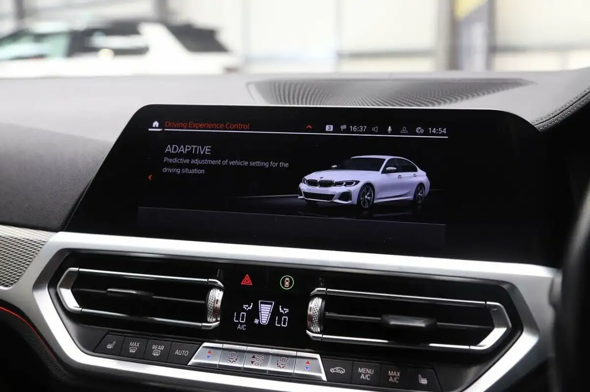 2019-bmw-3-series-30-m340i-xdrive-saloon-4d-big-33
