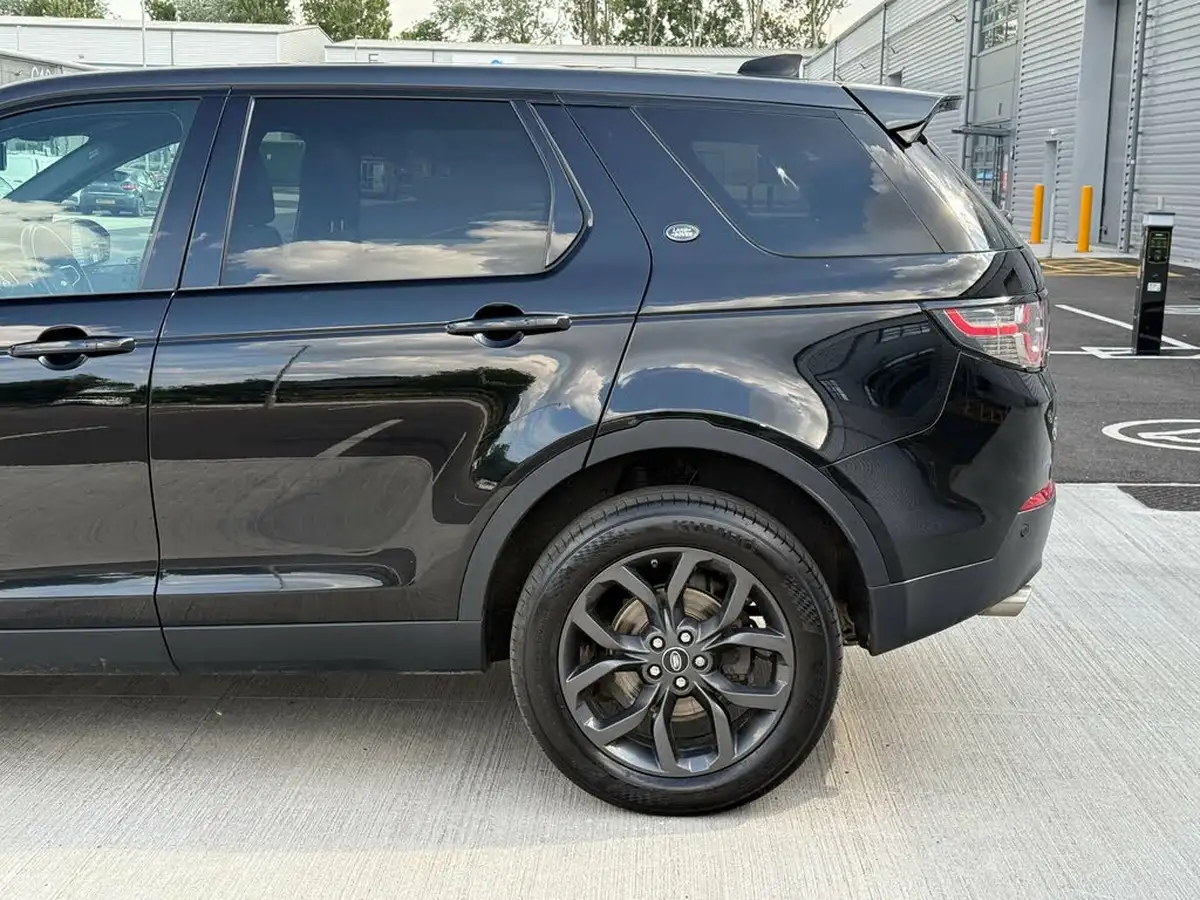 2019-land-rover-discovery-sport-20td4-landmark-big-10